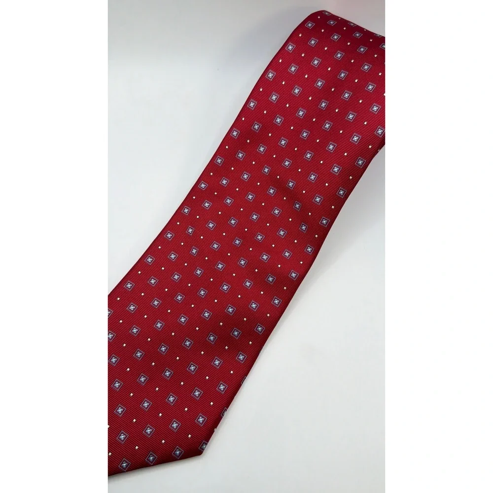Brooks Brothers Red Geometric Silk Tie Stain Resistant Made in USA Italian Silk